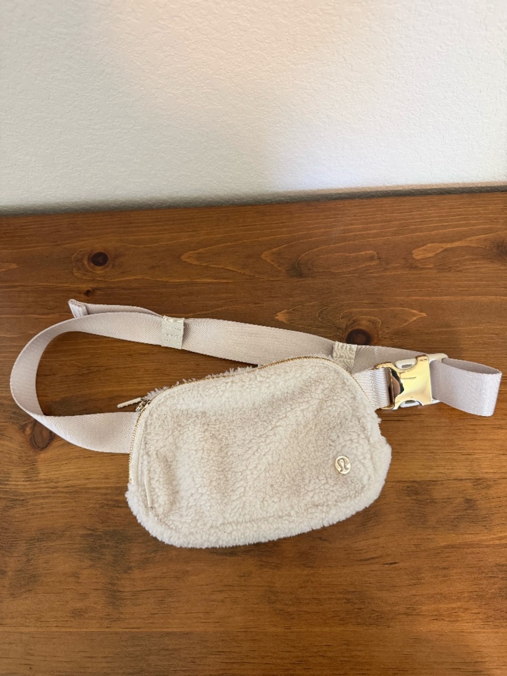 Lululemon Sherpa Crossbody Bag